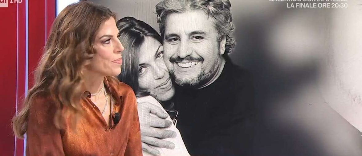 Fabiola Sciabbarrasi, le parole per Pino Daniele: “Non siamo riusciti a dirci ti amo” Fabiola Sciabbarrasi il ricordo di Pino Daniele