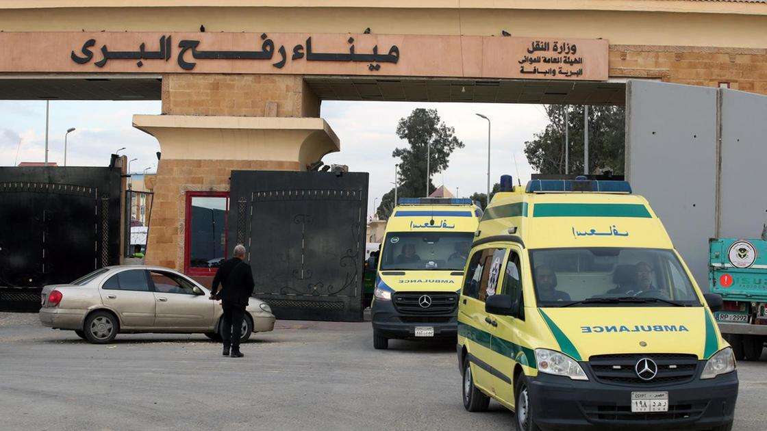 28 bambini prematuri provenienti dall’ospedale Al Shifa di Gaza sono arrivati in Egitto