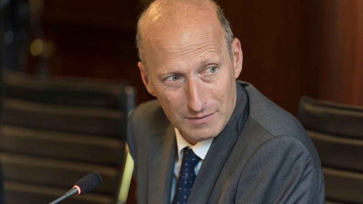 Indagato il chirurgo del Papa, chi è Sergio Alfieri