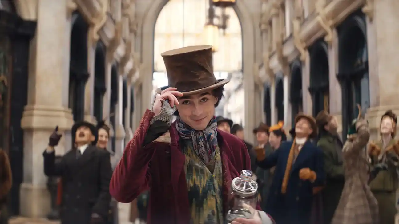 Wonka, la recensione del film di un Timothée Chalamet elfico e malizioso