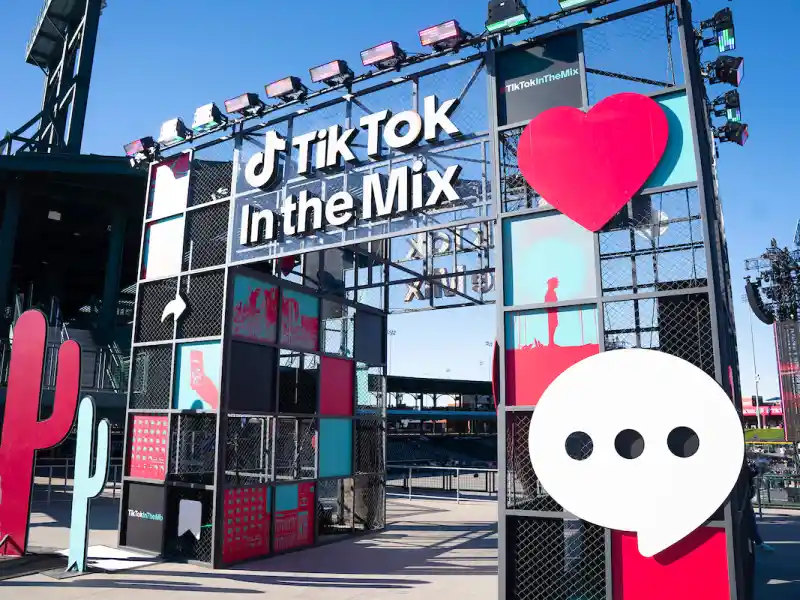 I numeri di “TikTok in the mix”: il live di TikTok fa tutto esaurito, 17mila persone e 9,6 milioni di spettatori tiktok live © the early registration