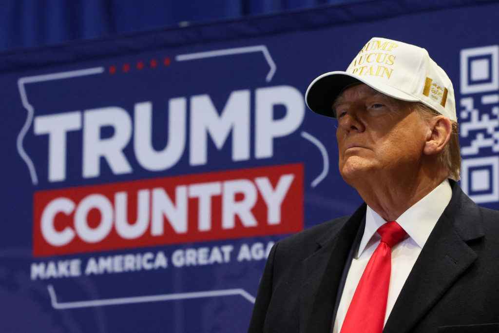 Elezioni Usa 2024, Trump vince primarie in New Hampshire: “Ora non posso più perdere”