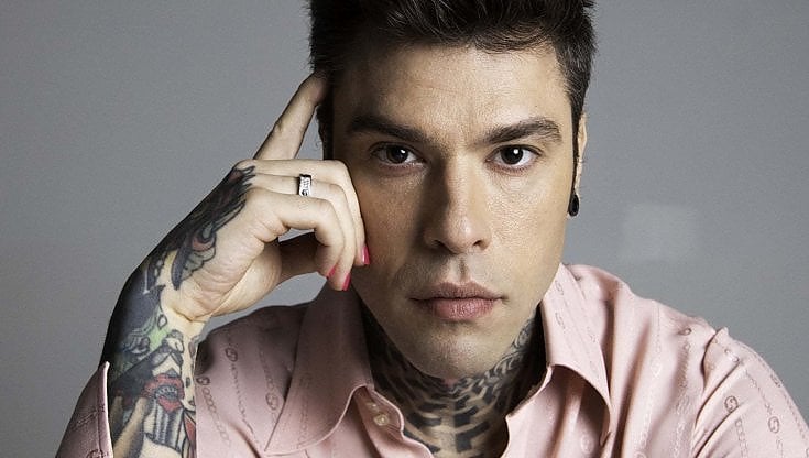 Fedez perde causa con il Codacons, archiviata querela per diffamazione
