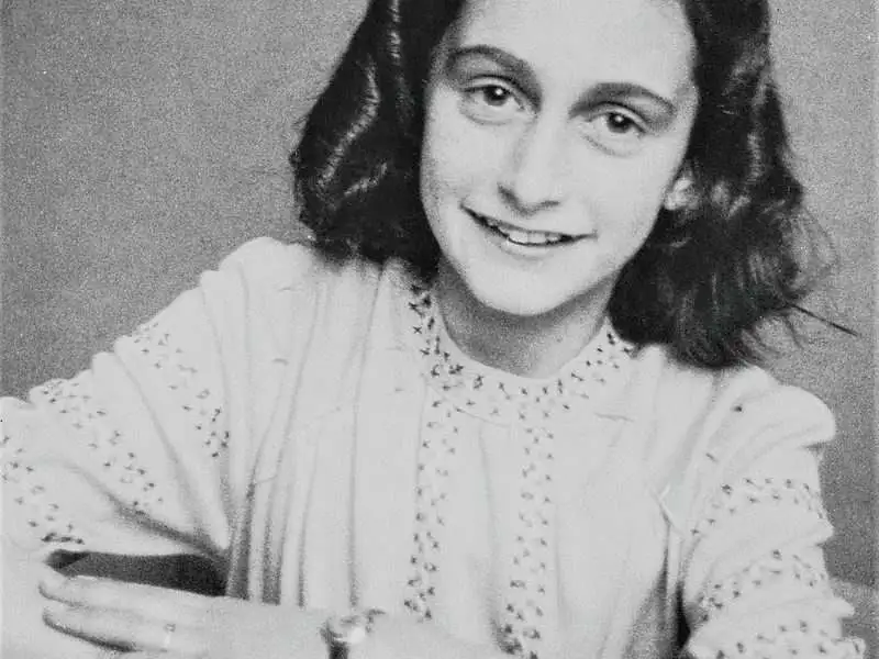 Anna Frank, la letteratura della Shoah e la forza di un diario Anna Frank, fonte ildomaniditalia.eu