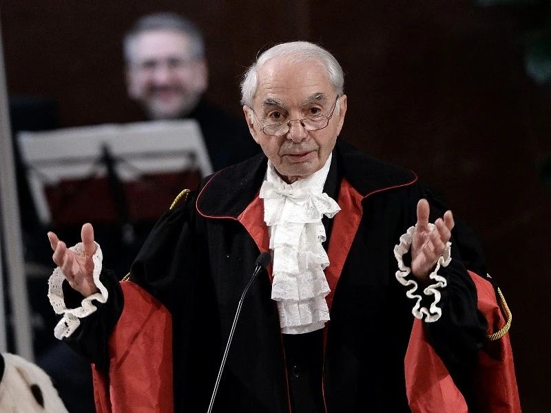 Giuliano Amato lascia la Commissione Algoritmo dopo le parole di Giorgia Meloni Amato Meloni © gonews