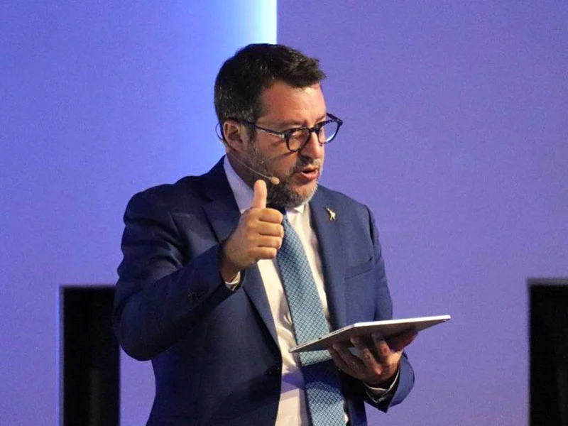 Salvini dimentica la geografia spagnola e afferma: “La Spagna ha concesso il porto di Madrid” salvini © inforicambi