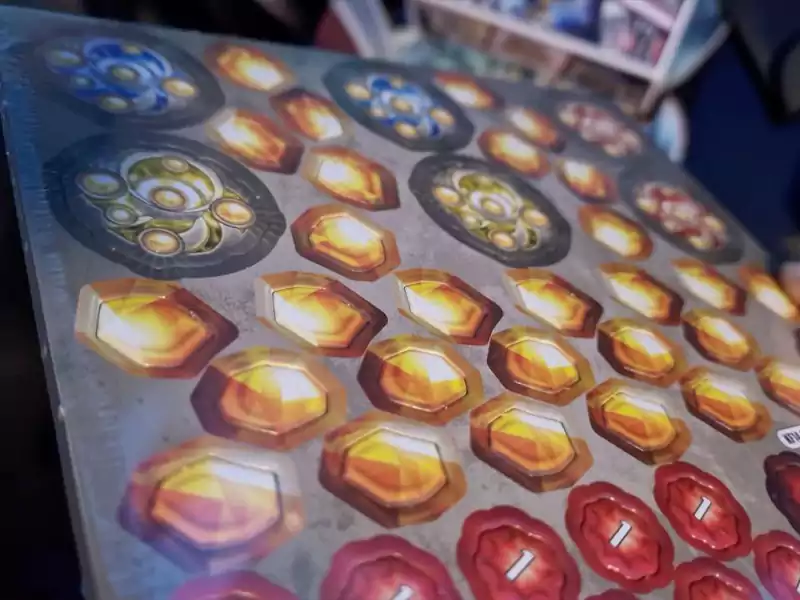 KeyForge Starter Set per 2 Giocatori Recensione