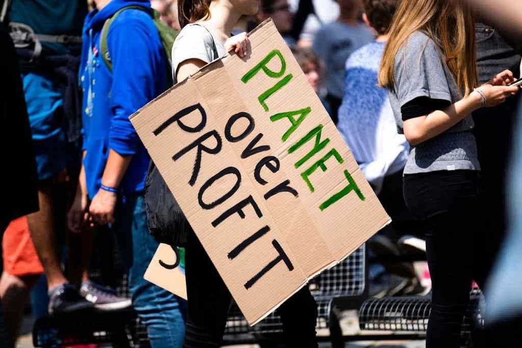 Per la Cop29 in Azerbaijan quest’anno nessuna donna nel comitato: “Ennesimo passo indietro”