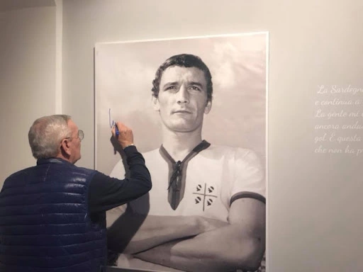 Gigi Riva e quell’incontro con Fabrizio De André: due miti “continentali” uniti dalla Sardegna Gigi Riva © tottus in pari
