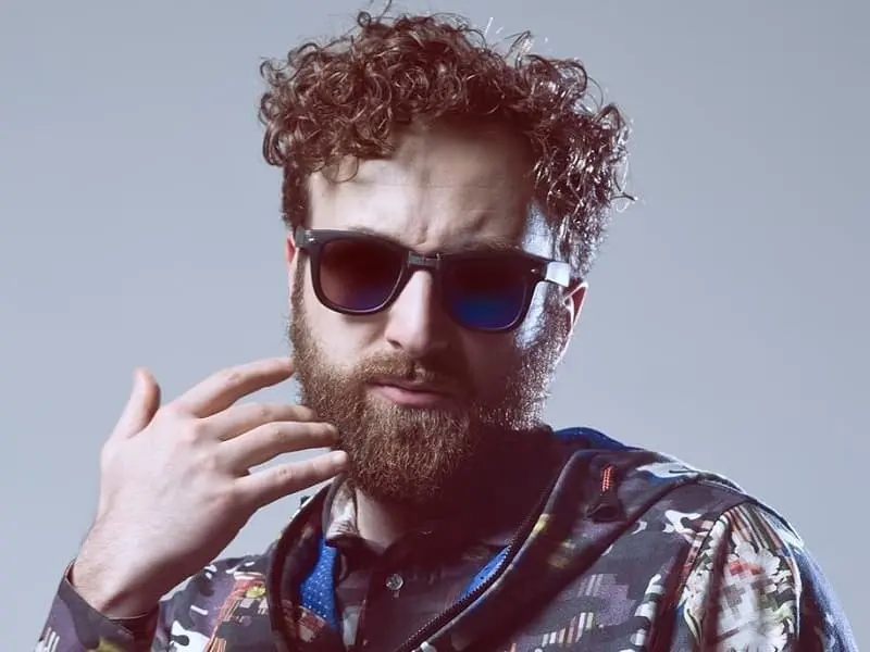 “Onda alta” di Dargen D’Amico, il testo del brano in gara a Sanremo 2024 onda alta dargen d'amico testo © wiwibloggs