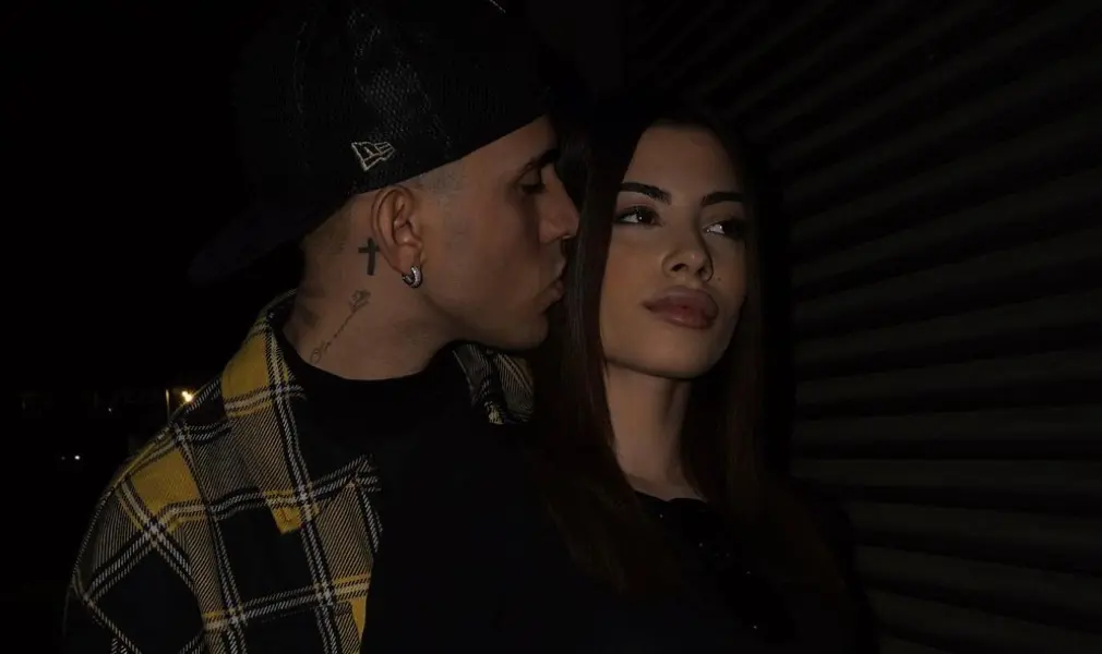 Aka7even e la fidanzata Francesca Galluccio