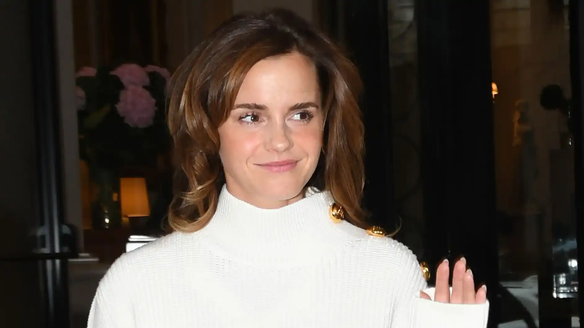 Emma Watson è nella sua coquette era (in Prada): il trend della Milano Fashion Week