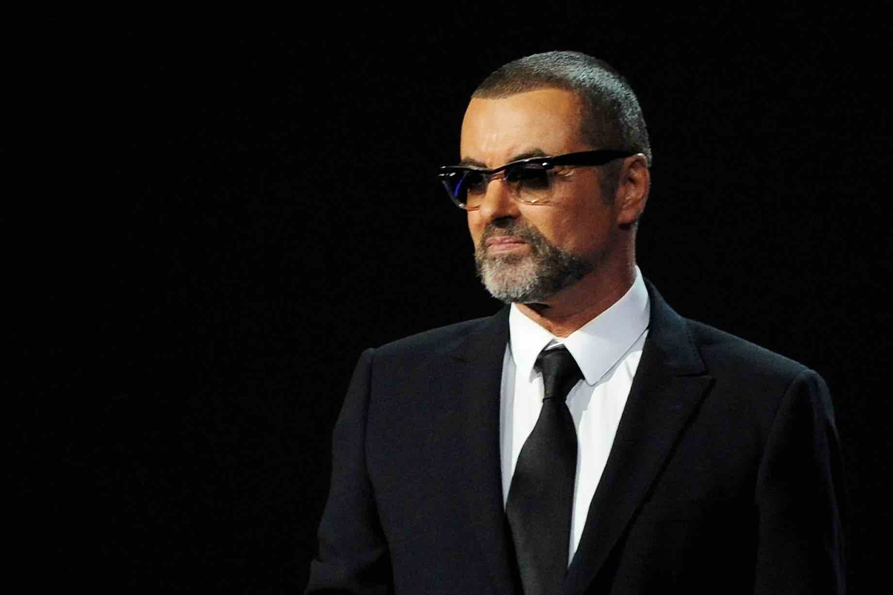 George Michael, presentata la moneta celebrativa della Royal Mint George Michael, arriva la moneta della Royal Mint