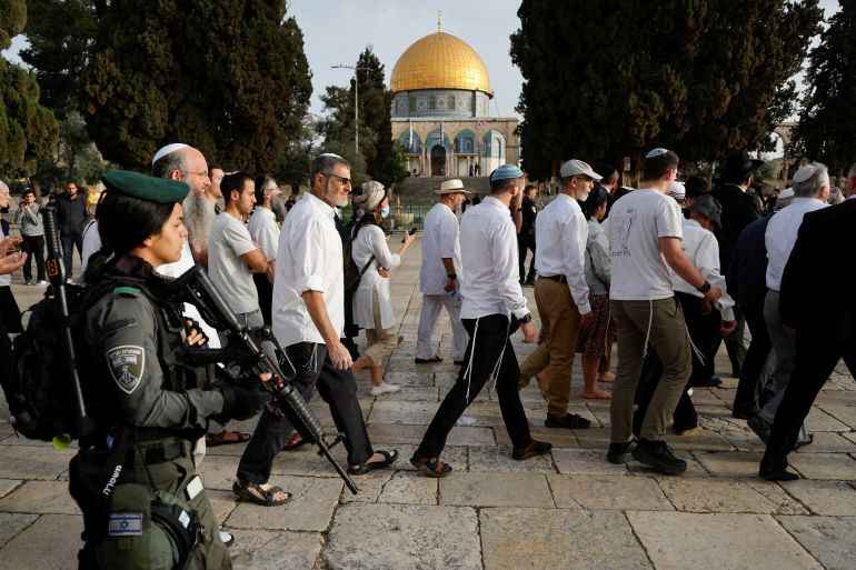 Israele, coloni assaltano il complesso della moschea di al-Aqsa a Gerusalemme est