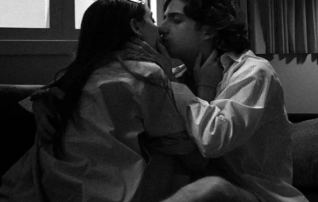 Sangiovanni e Giulia Stabile: un amore nato sullo schermo sangiovanni giulia stabile © blueshouse