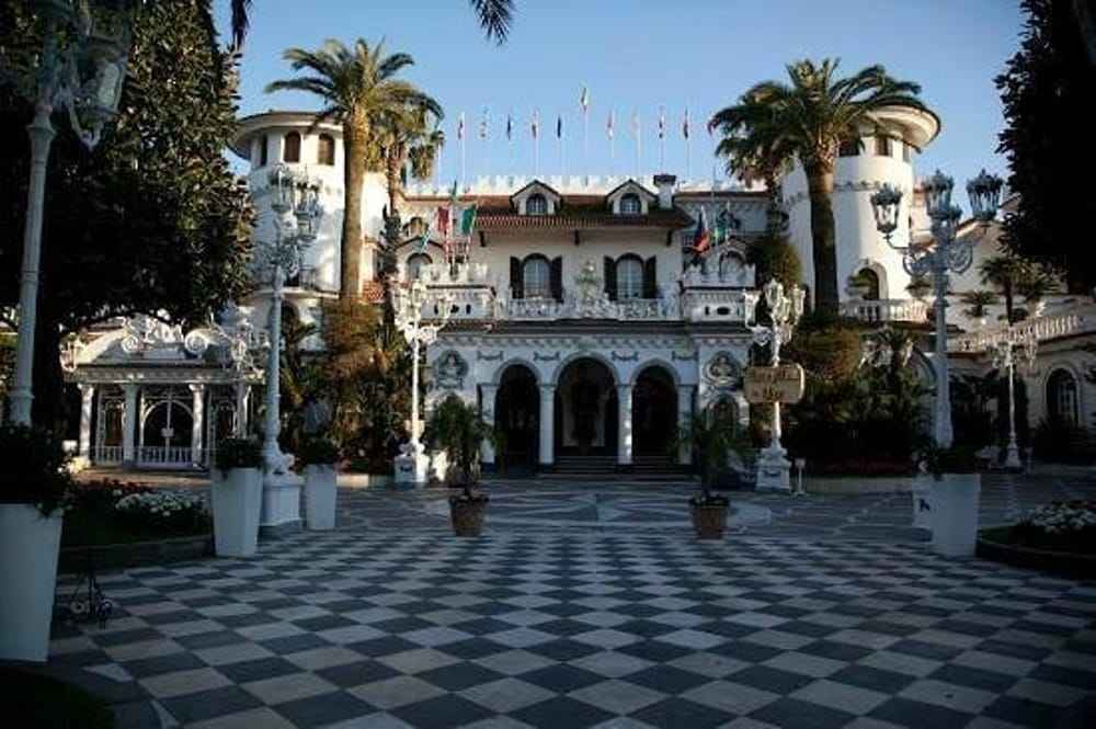 Perché è stato confiscato il Castello delle Cerimonie