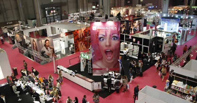 Cosmoprof, talks profumi e guide formative per rispondere a esigenze operatori