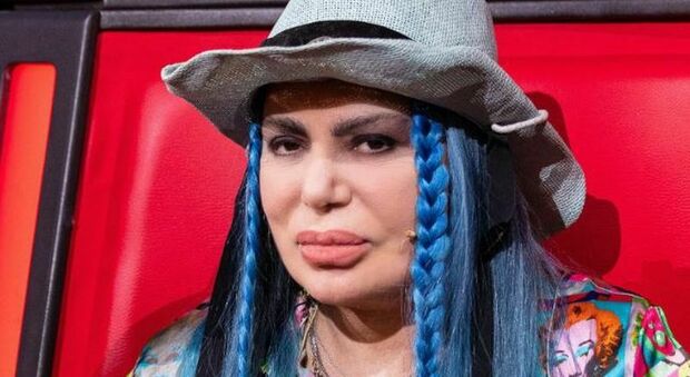 Loredana Bertè il rapporto con i genitori e le sorelle