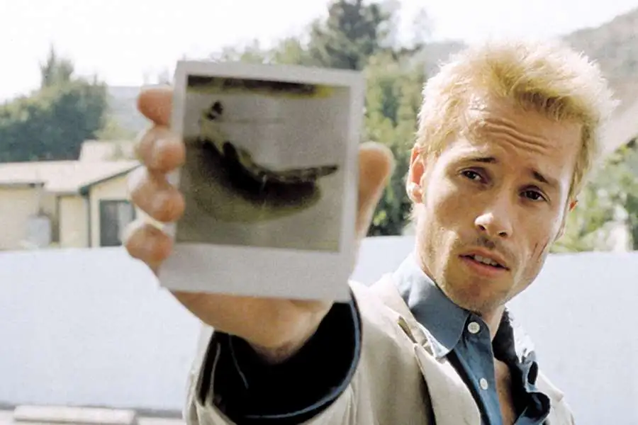 Memento è uno dei film di Christopher Nolan da non perdere, fonte horroritalia24.it