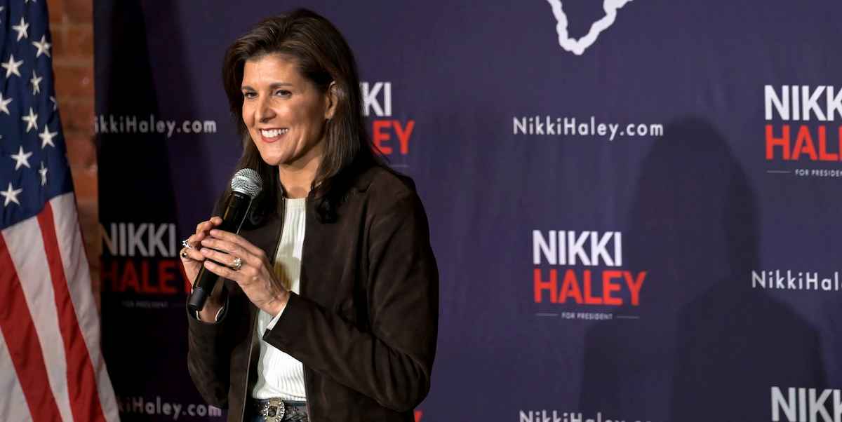 Nikki Haley si ritira dalla corsa alla presidenza USA: “Ora Trump dovrà guadagnarsi il mio appoggio”