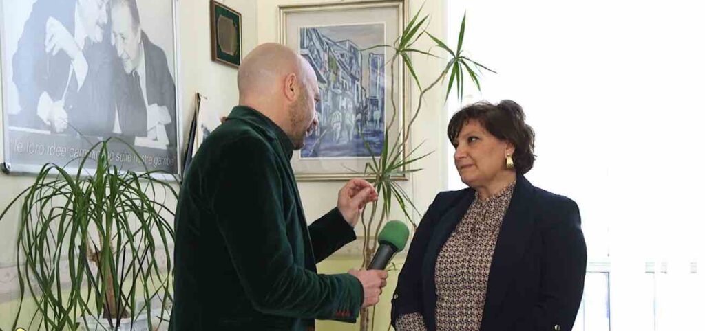 Striscia La Notizia, stasera un nuovo servizio di Luca Abete sui furti ad Arzano