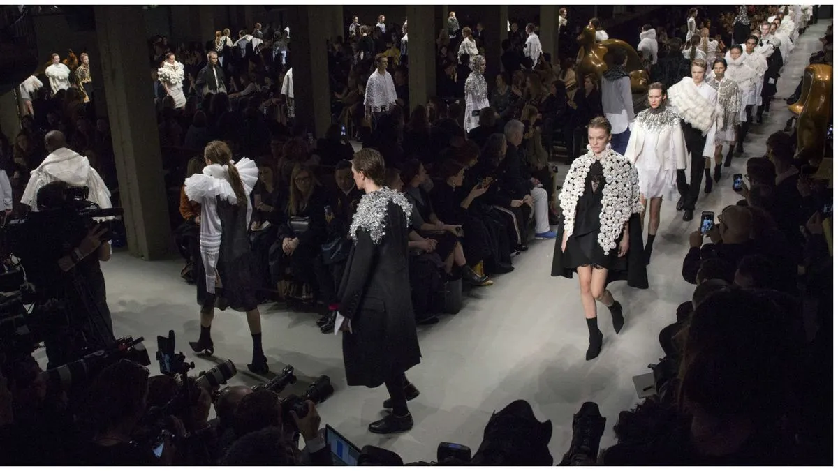 Lusso: gli accessori guidano la crescita dei micro brand
