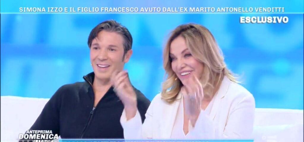Simona Izzo e il figlio