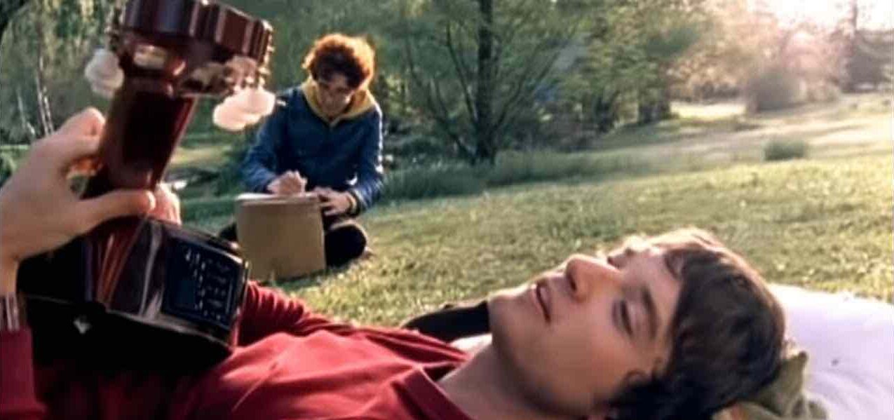 10 canzoni che compiono 20 anni nel 2024 10 canzoni che compiono 20 anni nel 2024 - Kings Of Convenience, Misread