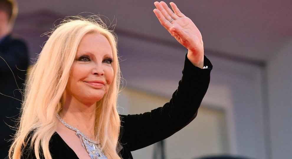 Bruna Camporin e Aldo Strambelli, chi erano i genitori di Patty Pravo: “Ho conosciuto mamma e i miei fratelli molto tardi”