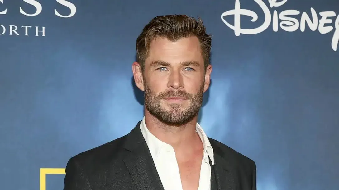 Costner ha soffiato un ruolo a Chris Hemsworth in un film diretto da lui stesso