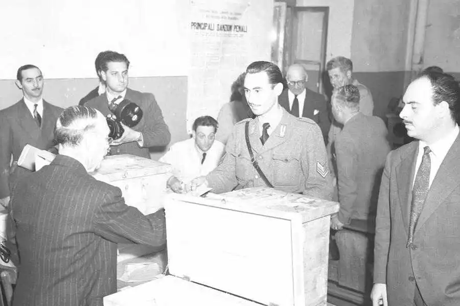 Le prime elezioni politiche repubblicane si svolsero il 18 aprile 1948, fonte ilpost.it