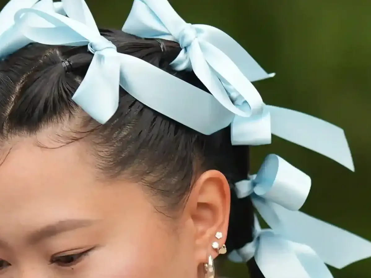 Hair Bows, il segreto del coachella 2024 sono i fiocchi fiocchi coachella 2024