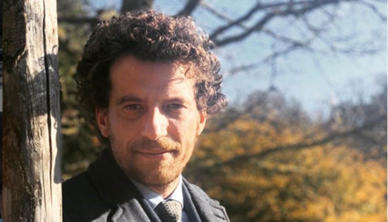 Maurizio Lastrico, chi è la misteriosa fidanzata Elisabetta: “Grazie al lockdown siamo andati a convivere” Maurizio Lastrico, chi è la fidanzata