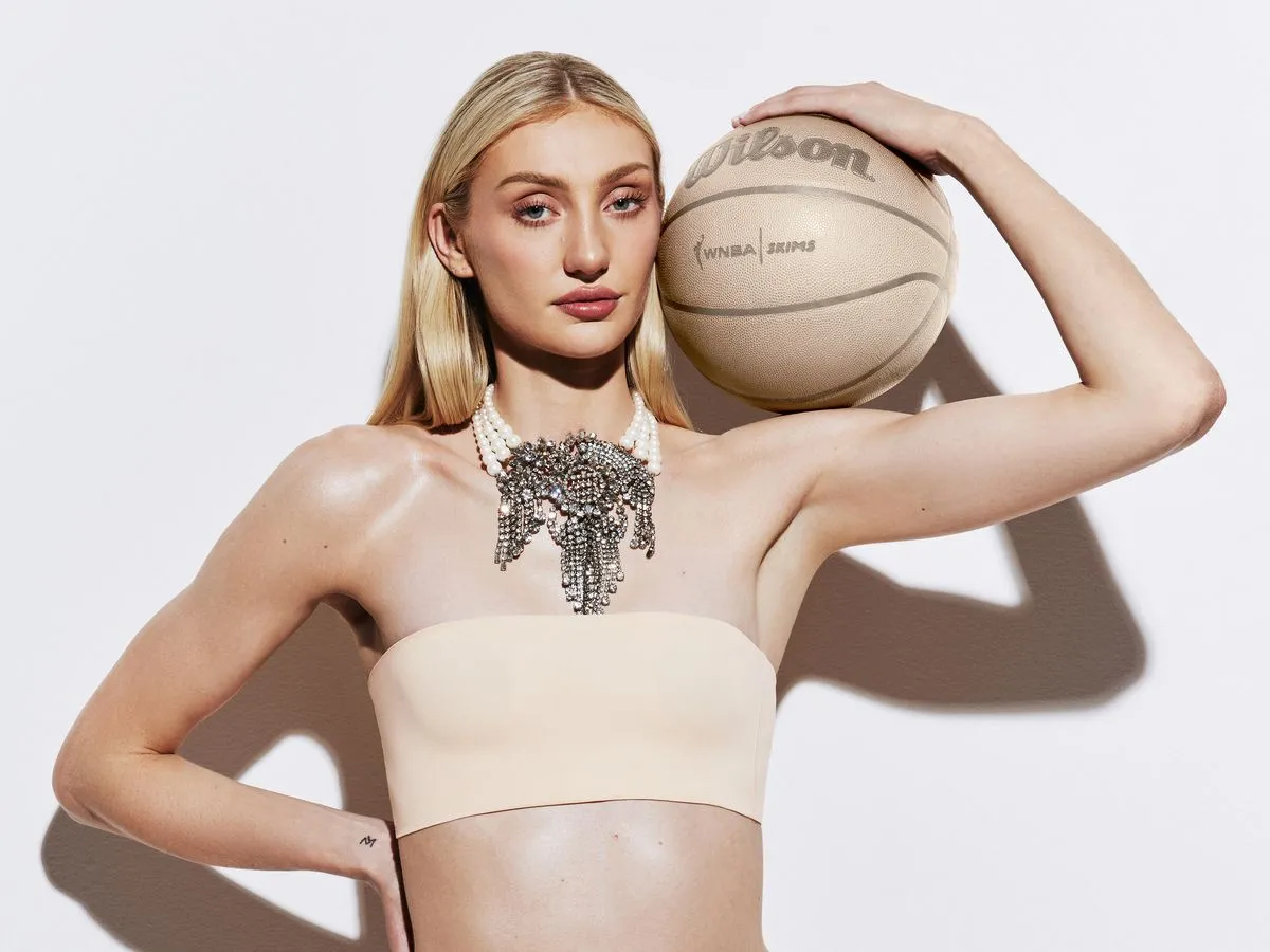 Cosa significa per Skims essere l’intimo ufficiale delle squadre di basket femminile con la sua campagna Fits Everybody