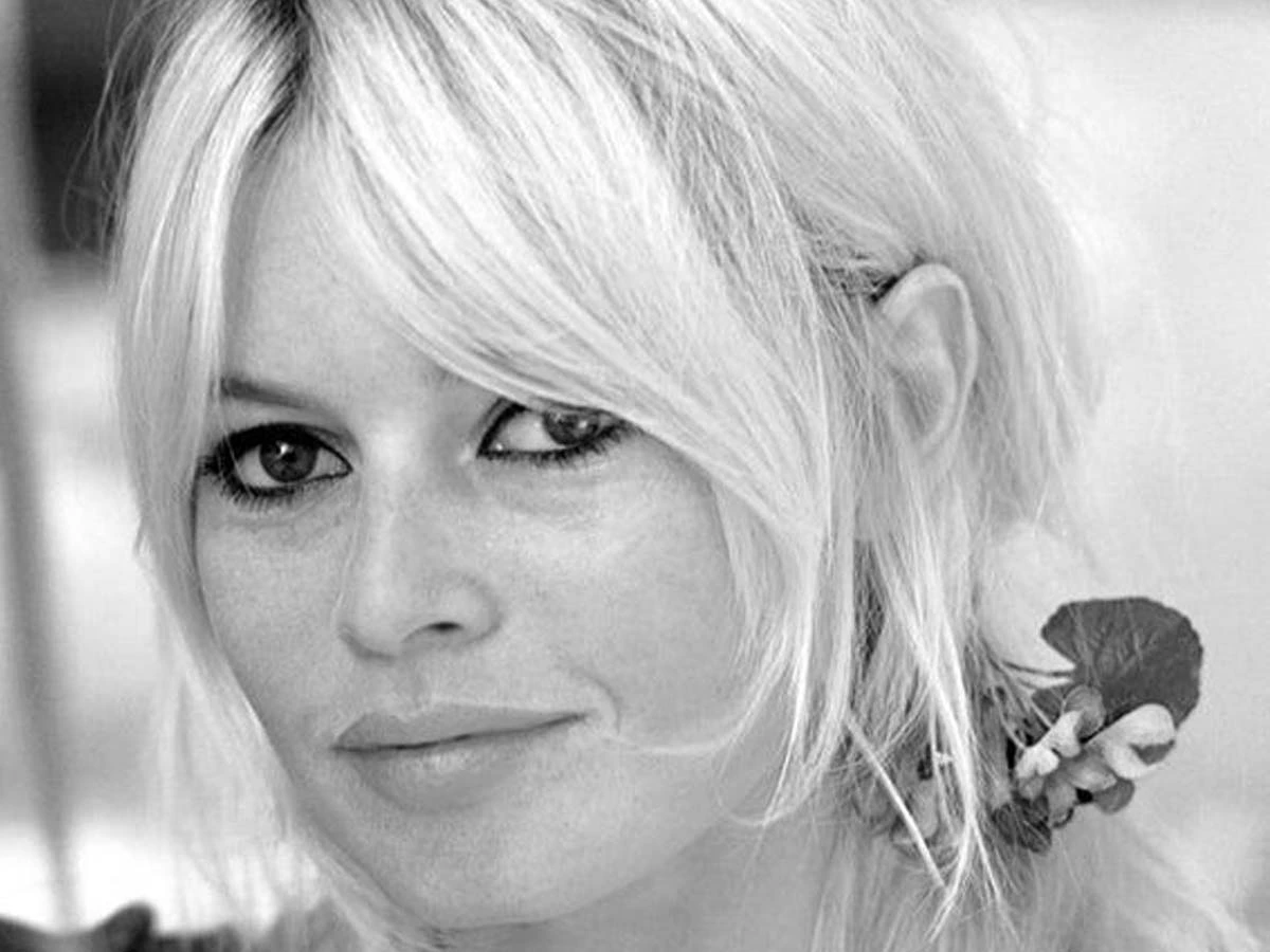 Bardot bangs, il trend francese ispirato a Brigitte bardot bangs