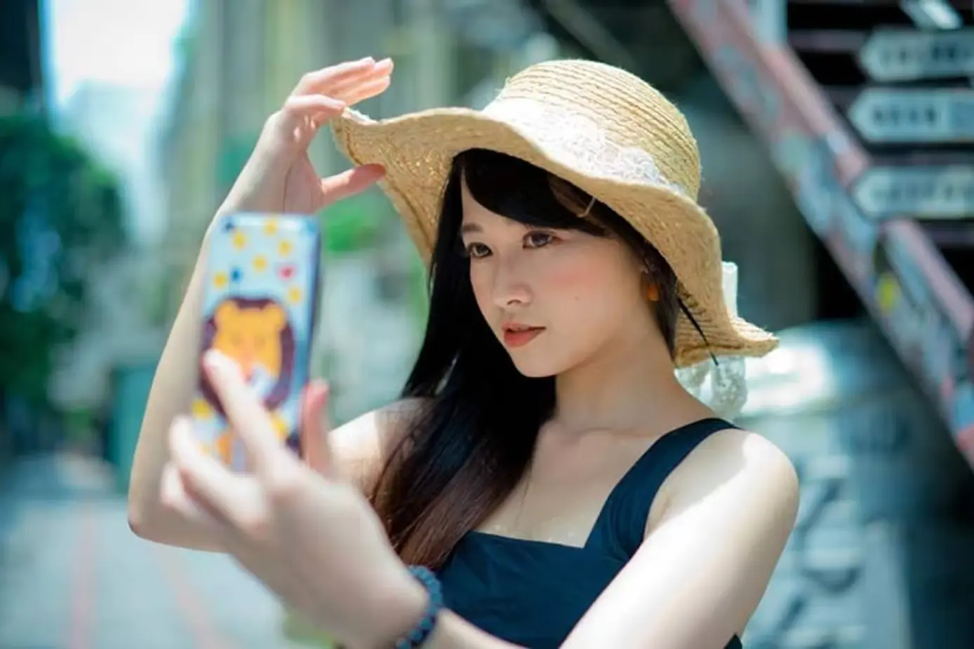 La Cina banna gli influencer che ostentano ricchezza e “vite sfrenate” (e la dittatura si fa sentire)