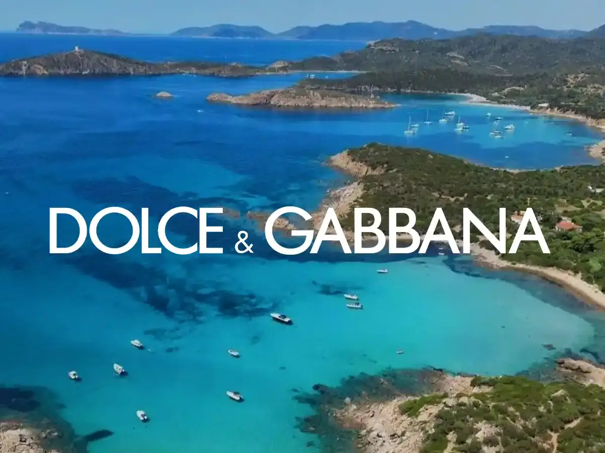 Il viaggio di Dolce e Gabbana nel Sud Italia: la Sardegna è la location del 2024 dolce e gabbana