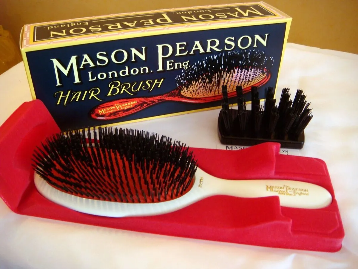 La spazzola più costosa al mondo? Potrebbe essere la Mason Pearson mason pearson
