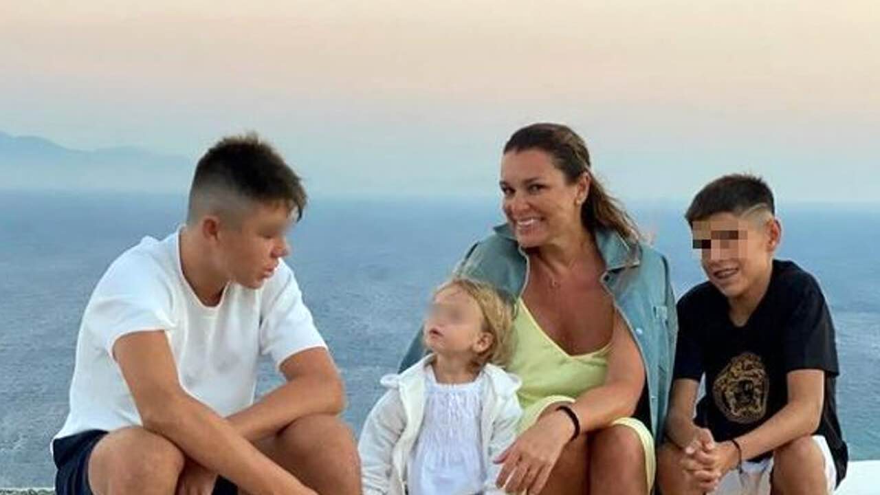 Alena Seredova, chi sono i figli Louis Thomas e David Lee avuti dall’ex Gigi Buffon: “Ogni tanto mi fanno arrabbiare”