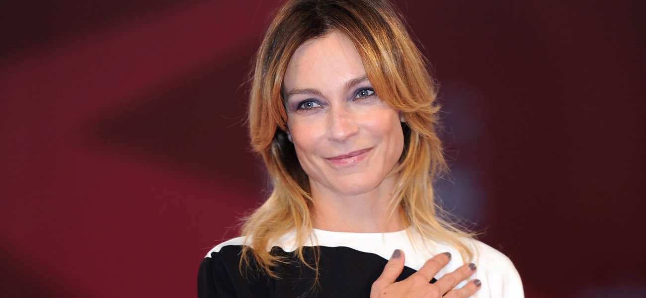 Stefania Rocca rivela: “Mio marito Carlo mi ha fatto passare la paura per il matrimonio” Stefania Rocca chi è il marito