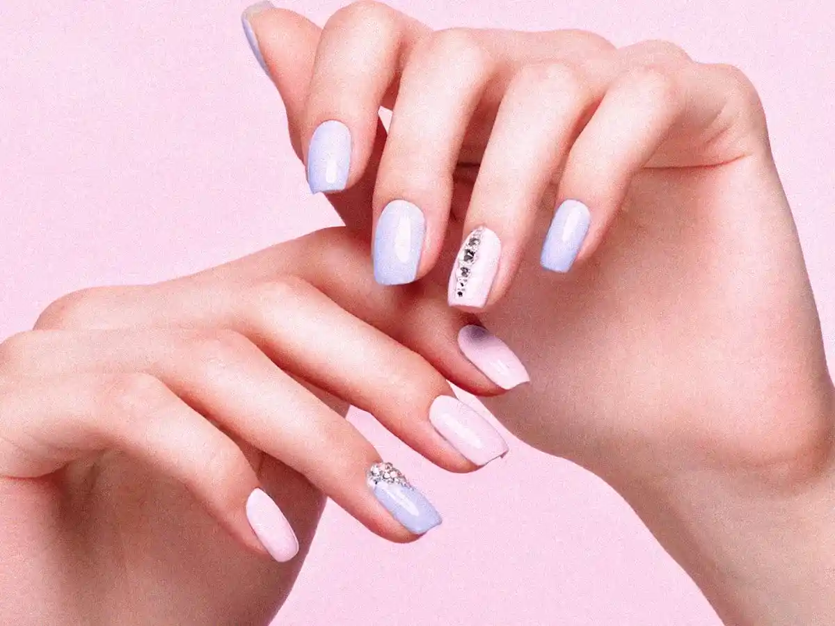 Unghie a tema Bridgerton? Ecco tutte le inspo unghie bridgerton