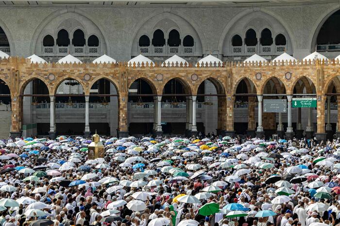 Strage alla Mecca, un migliaio di morti per il caldo