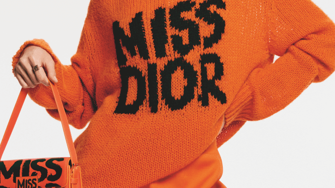 Dior alla conquista di Harrods: la nuova collezione sarà un tuffo nella moda anni ’60