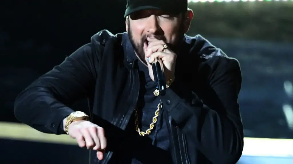 BIllboard Eminem ruba la vetta a Taylor Swift