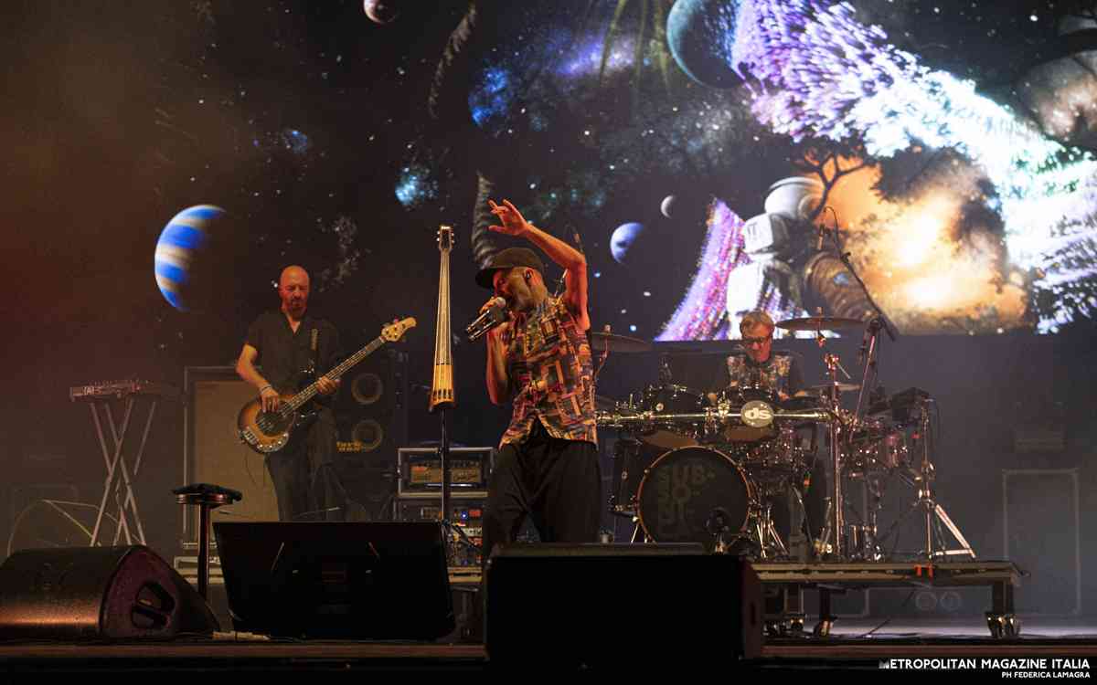 Subsonica e 99 Posse: al Noisy Naples Fest una grande festa dell’underground anni Novanta Subsonica 99 Posse live Noisy Naples Fest - Ph © Federica Lamagra