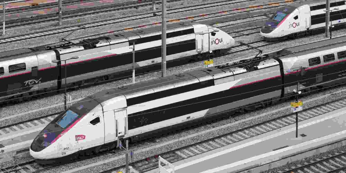 Parigi, attacco alla tav: “Numerosi atti dolosi sulle linee” Parigi, tav sotto attacco