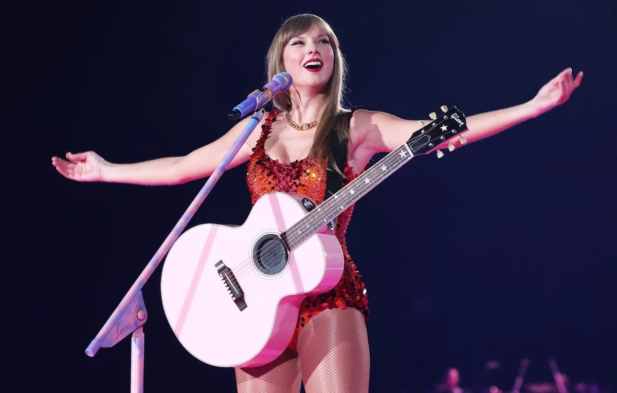 Taylor Swift: la nuova Regina del Pop in tredici (+2) brani essenziali Taylor Swift