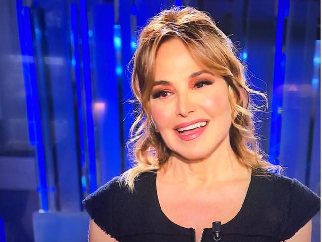 Barbara D'Urso, all'asta gli abiti Mediaset