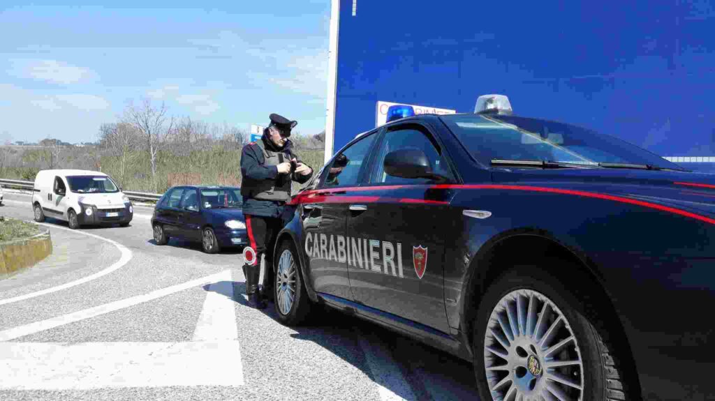 Sardegna, un 54enne nasconde il corpo della madre nel congelatore per percepire la pensione