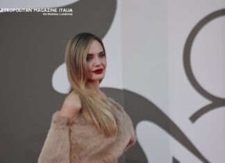 I beauty look di Venezia 81: la seconda serata si illumina di blonde con Angelina Jolie